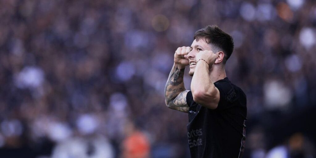 Garro se derrete pela torcida do Corinthians: "Muito especial"