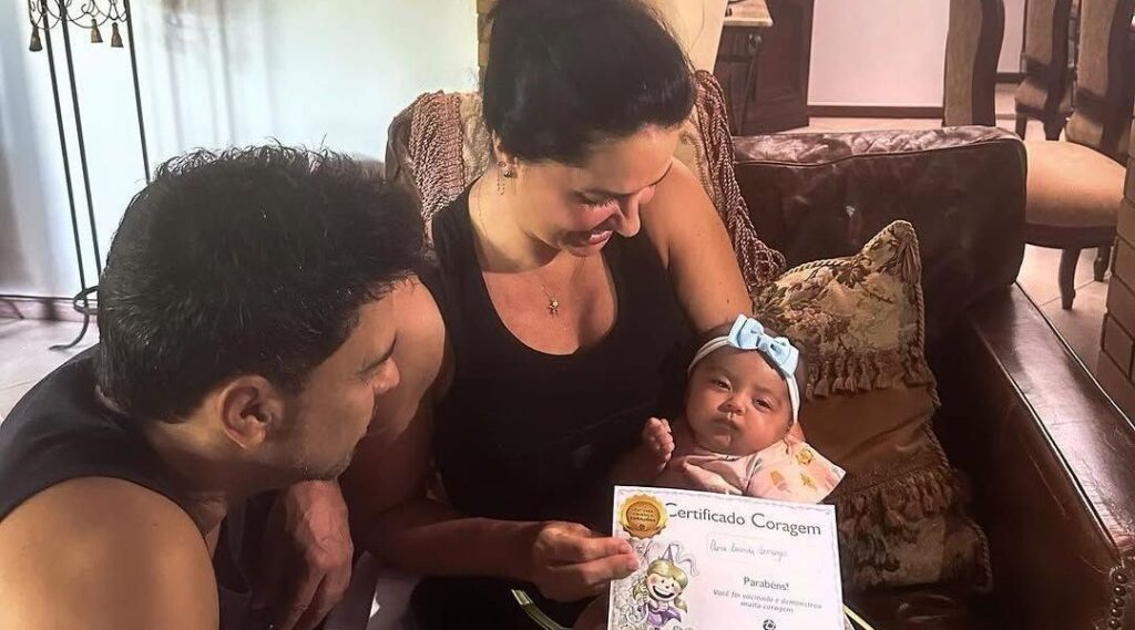 Graciele Lacerda mostra semelhança entre filha e pai de Zezé Di Camargo