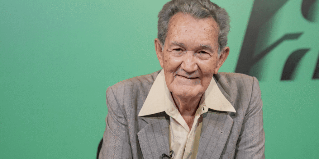 Voz de Léo Batista recriada por IA desperta reações nas redes: "Bizarro"