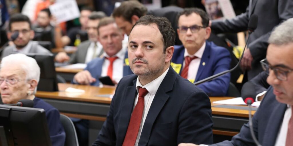 CCJ analisa recurso de Glauber Braga contra cassação nesta quinta (24)