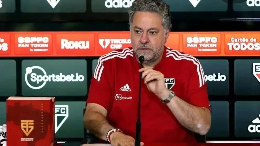 Casares minimiza dívida do São Paulo: "Temos dois bilhões garantidos"