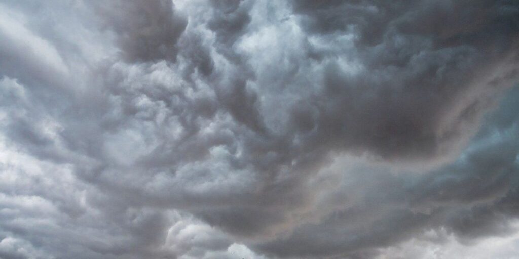 Vai chover hoje? Veja como fica o tempo no país neste fim de semana