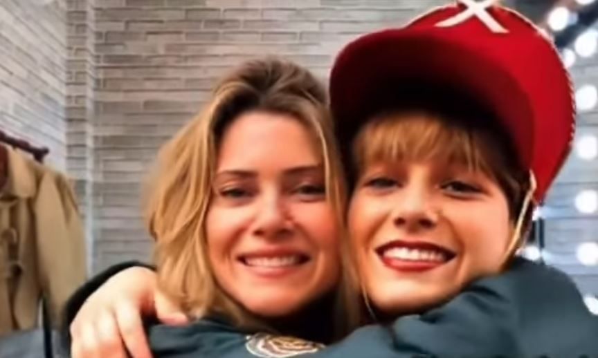 Letícia Spiller usa IA para "reencontrar" sua versão paquita e se desculpa