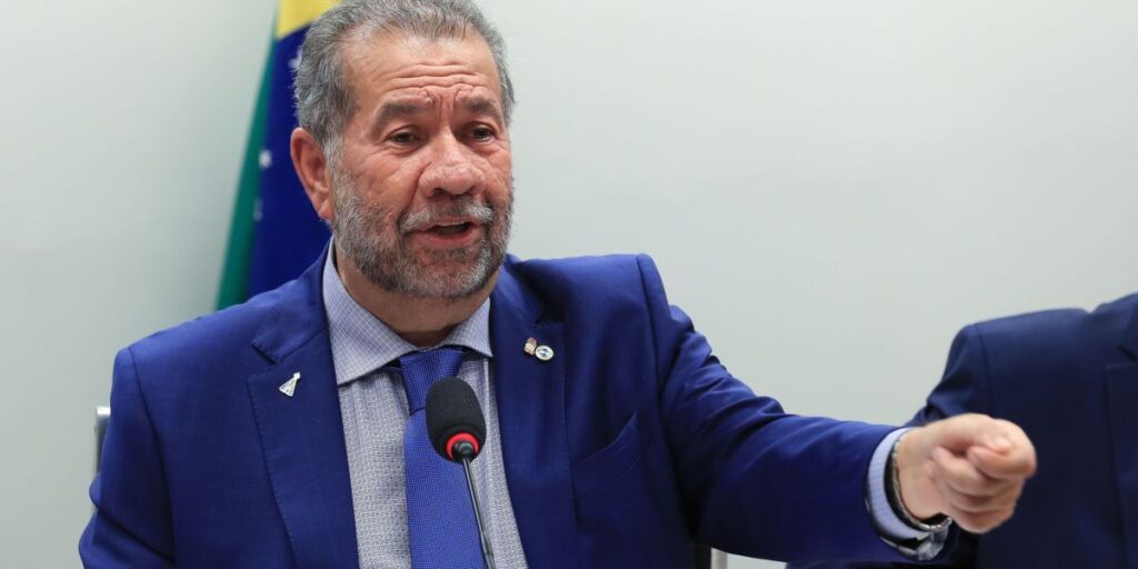 Não tínhamos a noção exata de tantas coisas erradas, diz Lupi sobre INSS