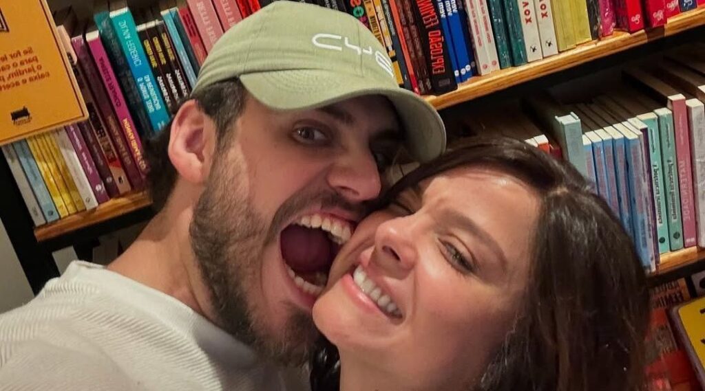 Maiara se declara para namorado em redes sociais: "muito amor, muito fogo"