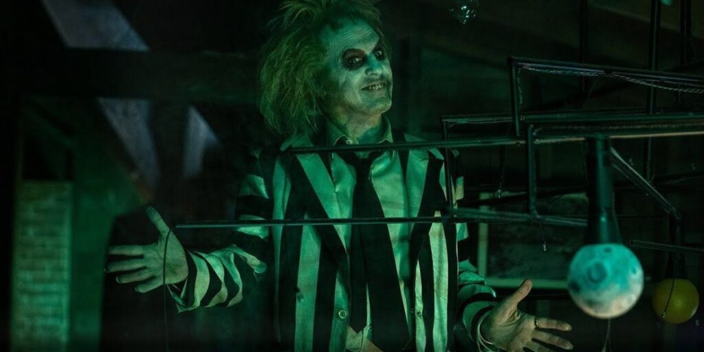 Diretor da Warner faz planos para "Beetlejuice 3": "Muito em breve"