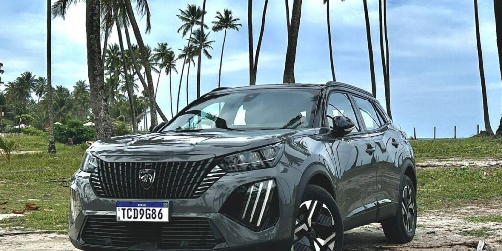 Novo Peugeot 2008 GT: como é a versão mais cara do SUV