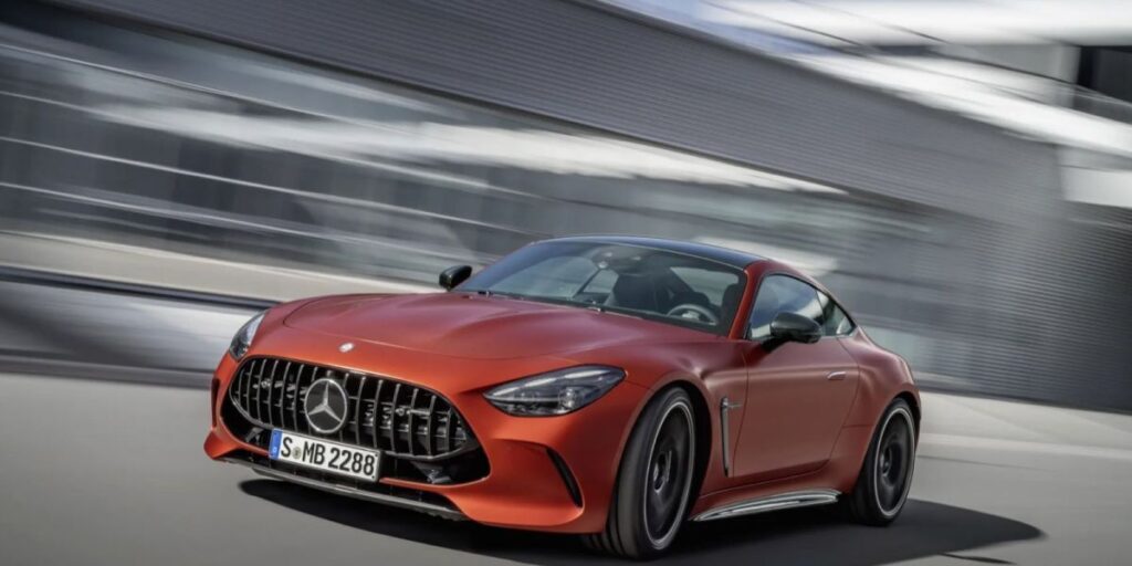 Novo AMG GT 63 S E tem 816 cv e tecnologia de Fórmula 1