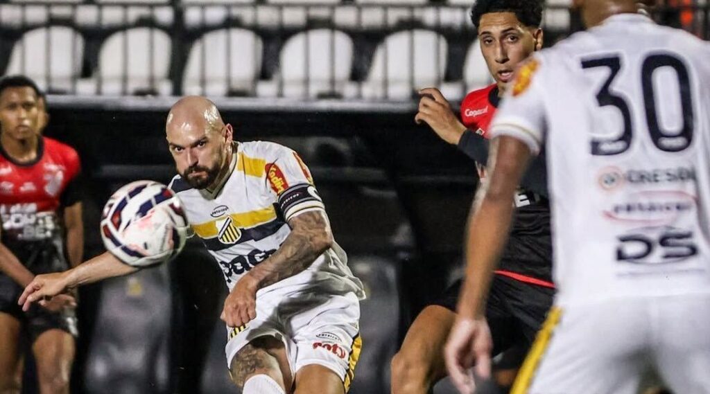 Novorizontino bate o Athletico-PR e entra no G-4 da Série B