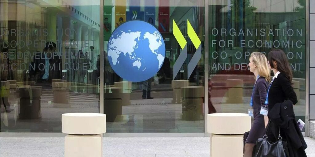 Taxa de desemprego da OCDE segue na mínima recorde de 4,8% em fevereiro