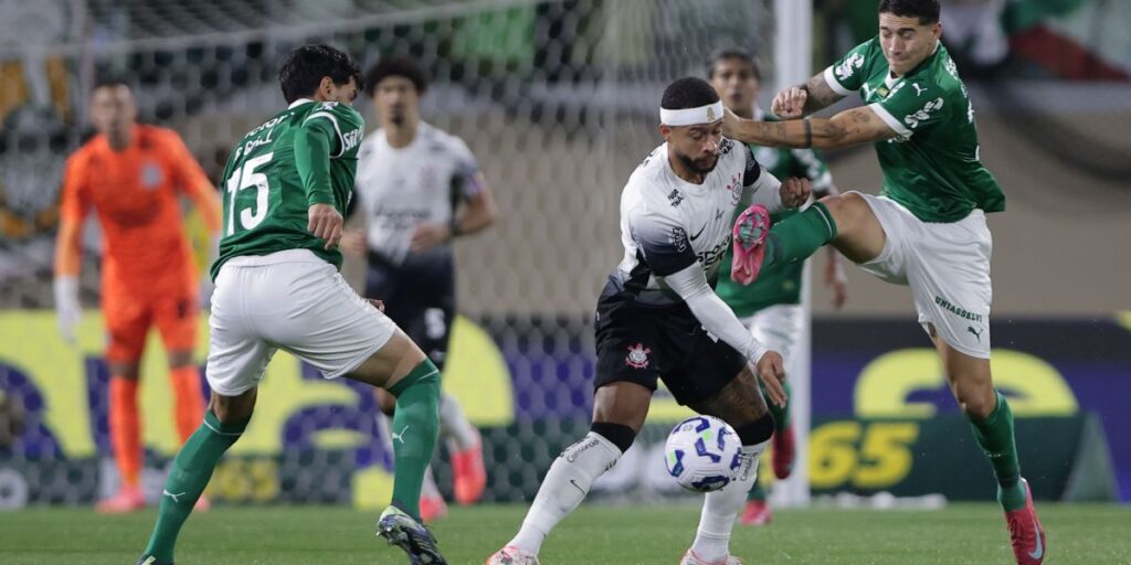 Romero lamenta má atuação do Corinthians no Dérbi: "Deixamos eles jogarem"