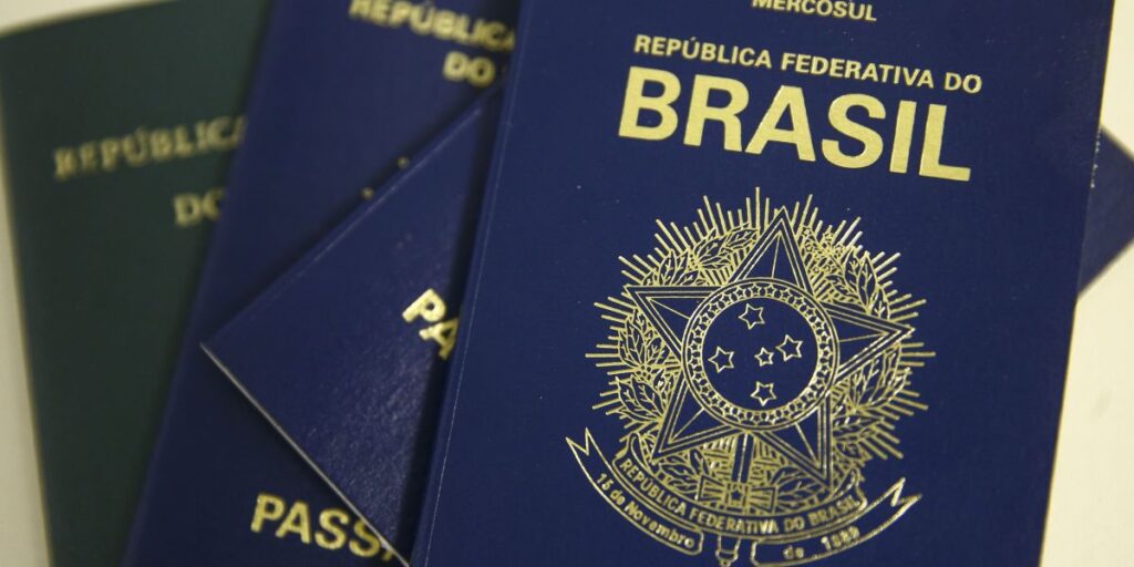 Brasil barra 69 turistas norte-americanos após volta da exigência de visto