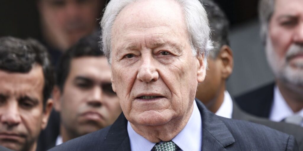 Lewandowski participa de audiência no Senado sobre combate ao crime