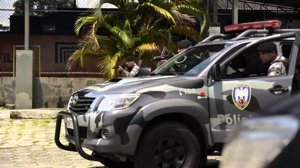 Dois irmãos são assassinados dentro de residência no ES