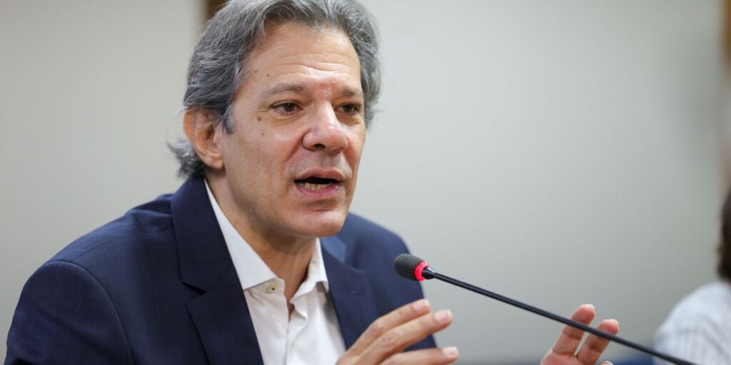 Haddad diz que PIB do Brasil deve crescer 2,5% em 2025