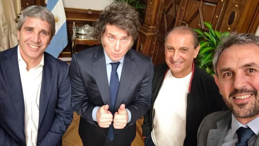 Javier Milei elogia Ramón Díaz, técnico do Corinthians: "É um gênio"