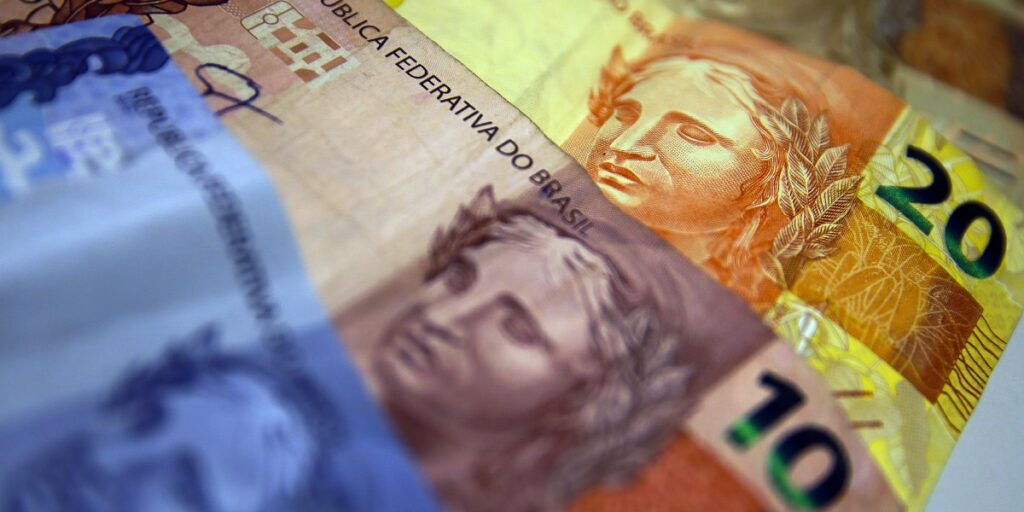 Carteira de dividendos: confira papéis mais recomendados para abril