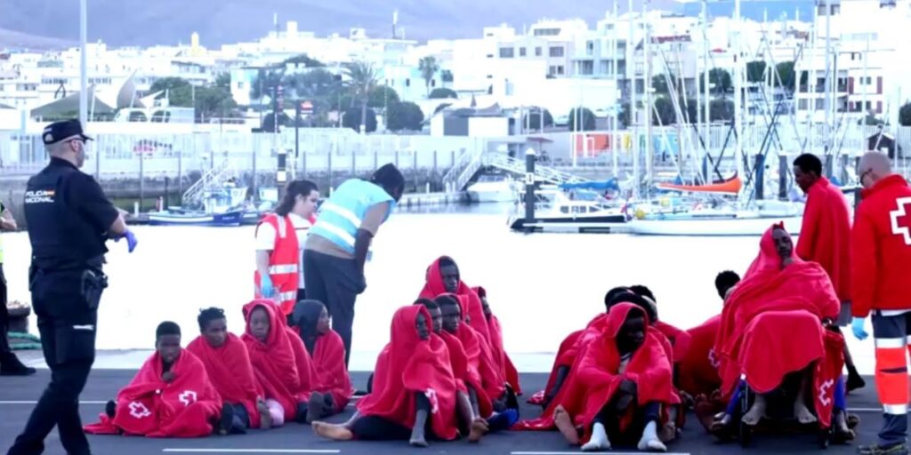 Guarda costeira da Espanha resgata 50 migrantes nas Ilhas Canárias