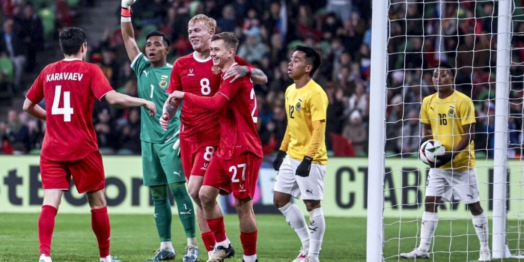 Presidente da Fifa, Infantino defende retorno da Rússia ao futebol mundial