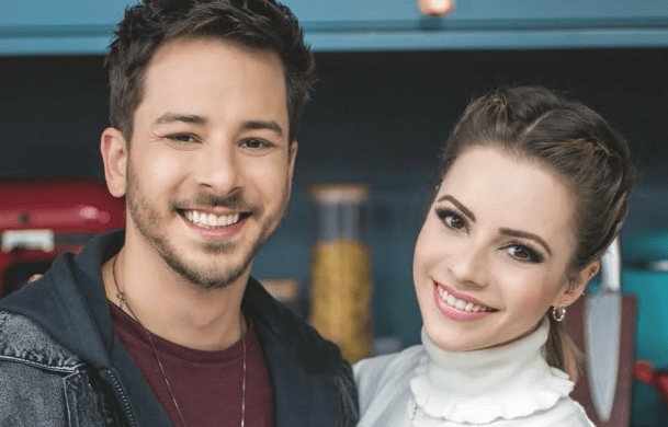 Sandy resgata foto da infância ao parabenizar Júnior; veja