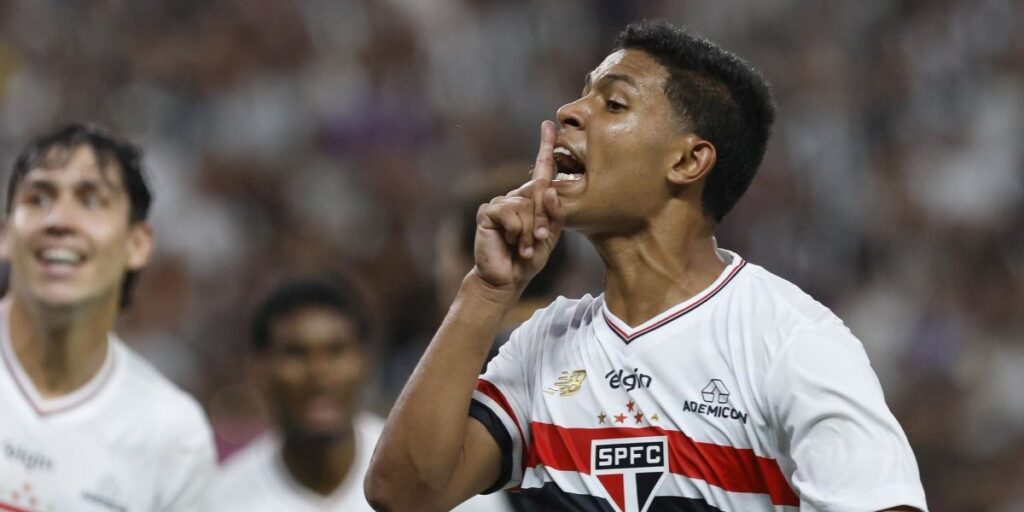 Brasileirão: São Paulo busca empate contra o Ceará com gol de joia da base