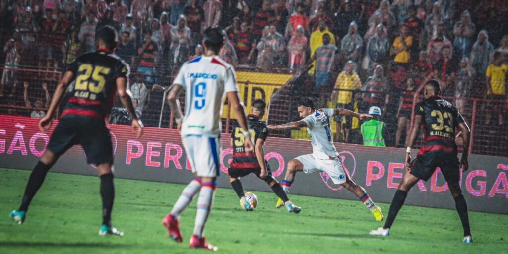 Em baixa, Sport e Fortaleza fazem clássico aflorado por confusões recentes