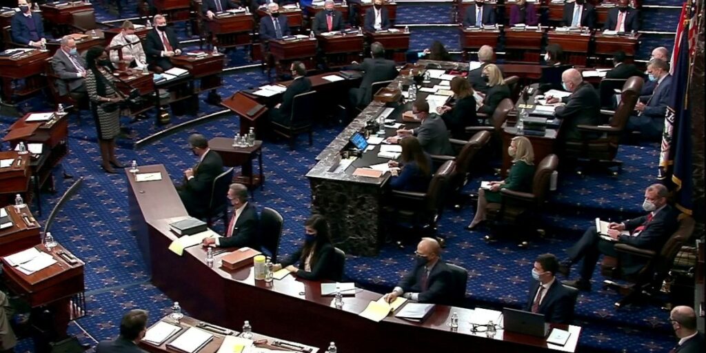 Senado dos EUA aprova resolução para barrar tarifas de Trump ao Canadá