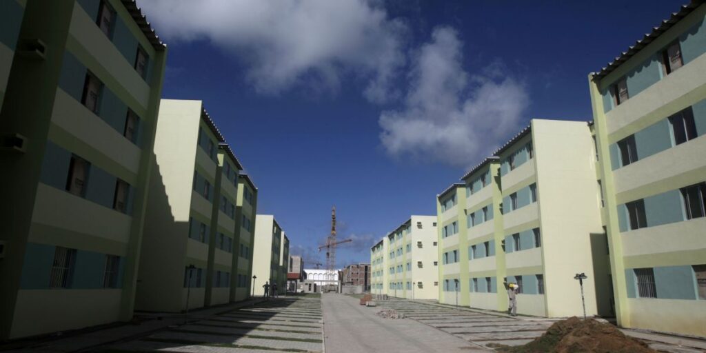 Ministro confirma uso do FGTS para nova faixa do Minha Casa
