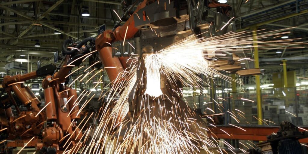 Ações de montadoras têm forte alta após Trump sinalizar isenções tarifárias