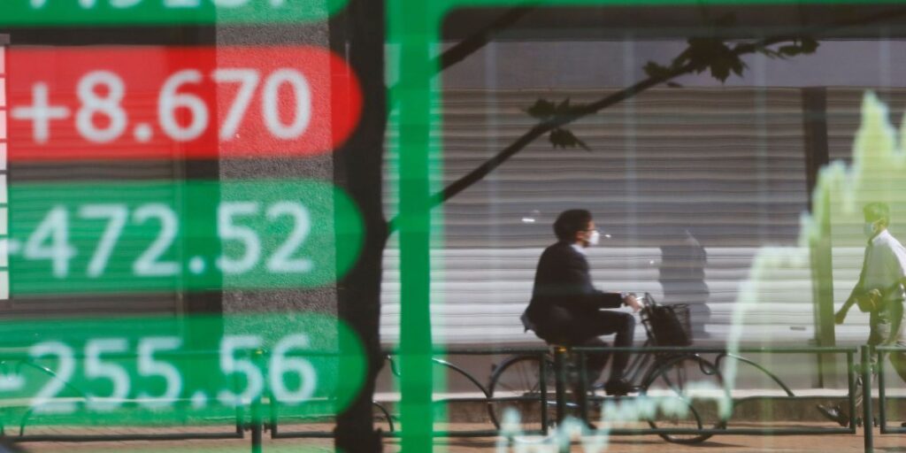 Bolsas na Ásia sobem após fortes perdas por tarifas; Japão salta 5%