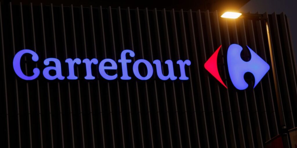 Carrefour mantém metas para 2025, vendas na França melhoram no 1º tri