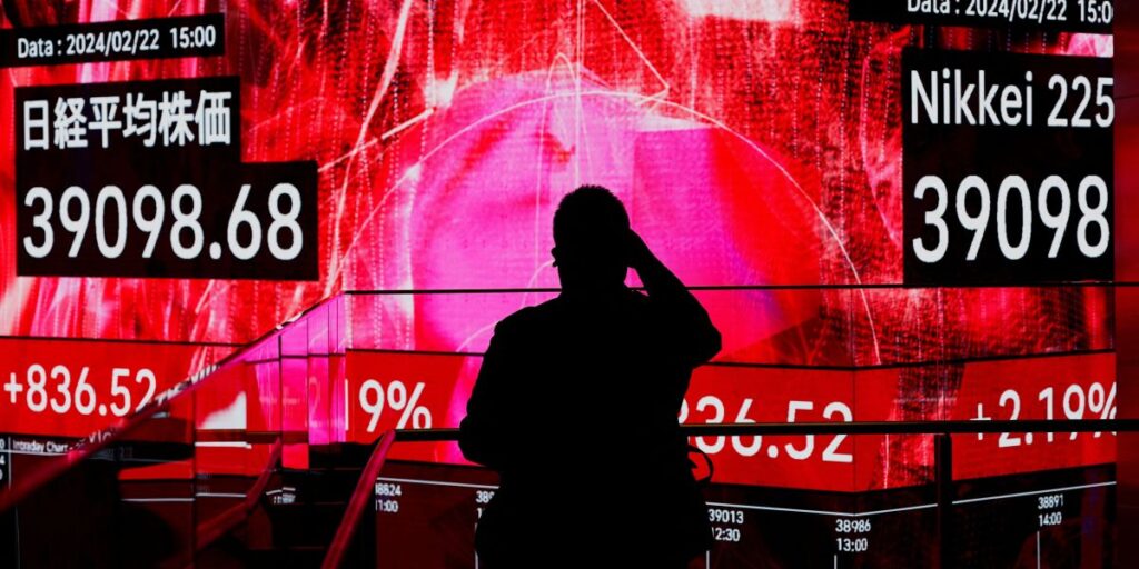 Bolsas asiáticas fecham em baixa, ainda sob efeito das tarifas de Trump