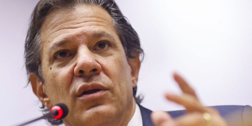 “Queremos deixar de importar serviços tecnológicos”, diz Haddad