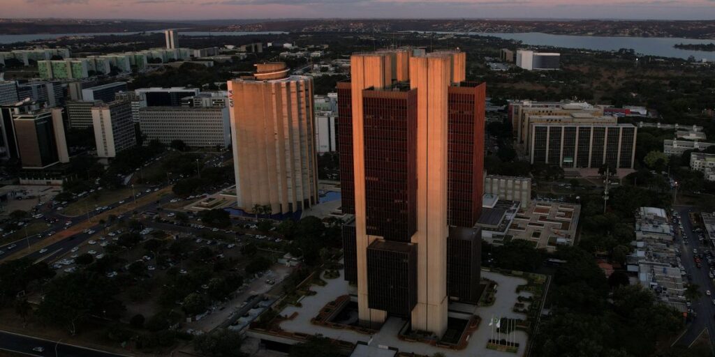 BC quer avançar na implementação do Pix por aproximação