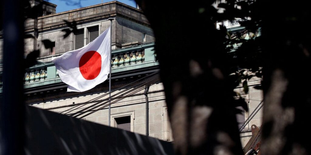 Ministro das Finanças do Japão diz que pausa nas tarifas é positivo