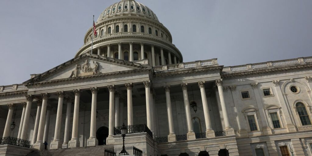 Parlamentares americanos avaliam limitar capacidade de Trump impor tarifas