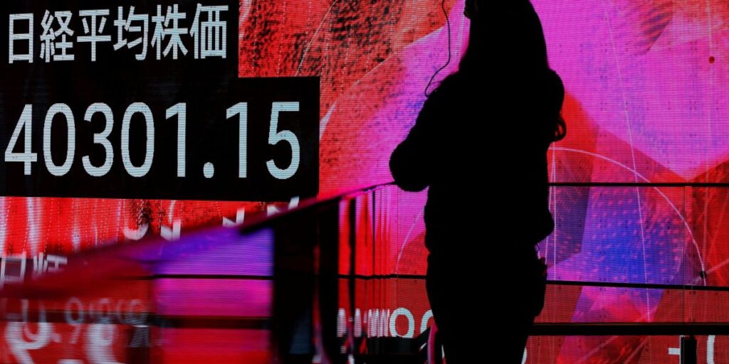 Bolsa do Japão abre em queda de mais de 8% com temor sobre tarifas de Trump