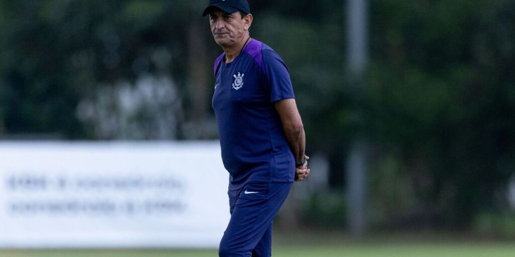 Escalação do Corinthians: Ramón deve ter retorno para jogo contra o Vasco