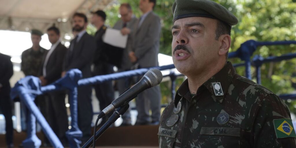 Recursos alocados estão muito aquém do necessário, diz número 2 do Exército