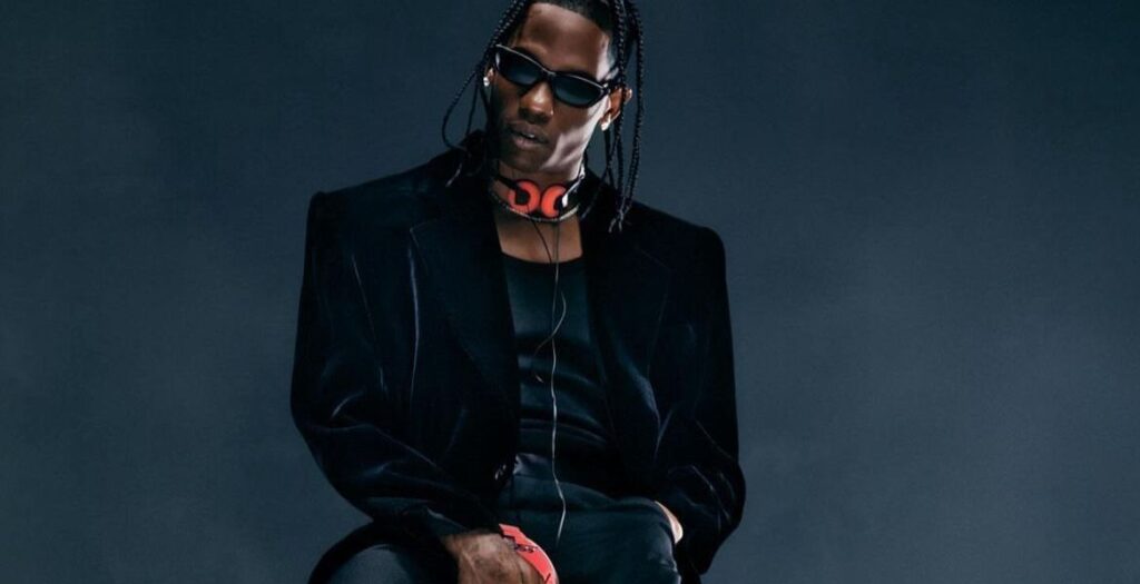 Coachella 2025 terá Travis Scott, Green Day e Charli XCX neste sábado (12)