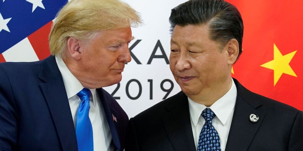 Trump cita China, pede que EUA "resistam" e que resultado "será histórico"