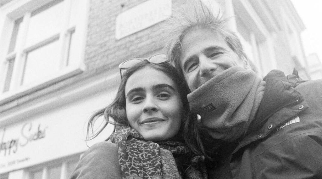 Atriz de "Ainda Estou Aqui" celebra aniversário de Walter Salles