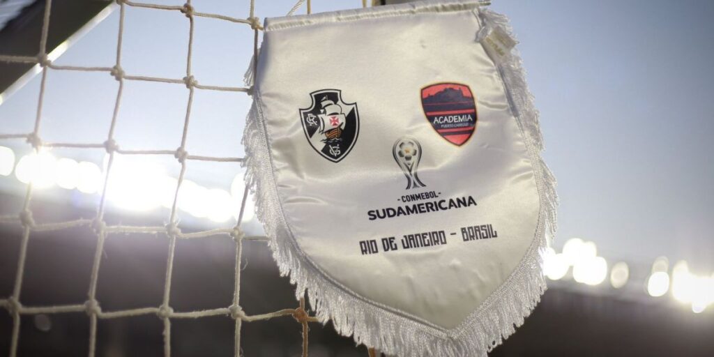 Vasco x Puerto Cabello: acompanhe os lances do jogo pela Sul-Americana