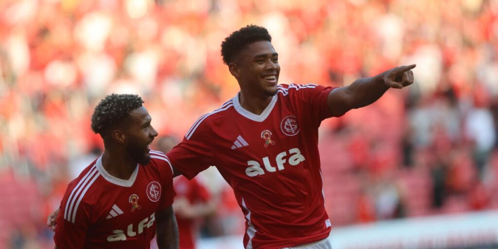 Internacional vira, vence o Juventude e reage no Brasileirão