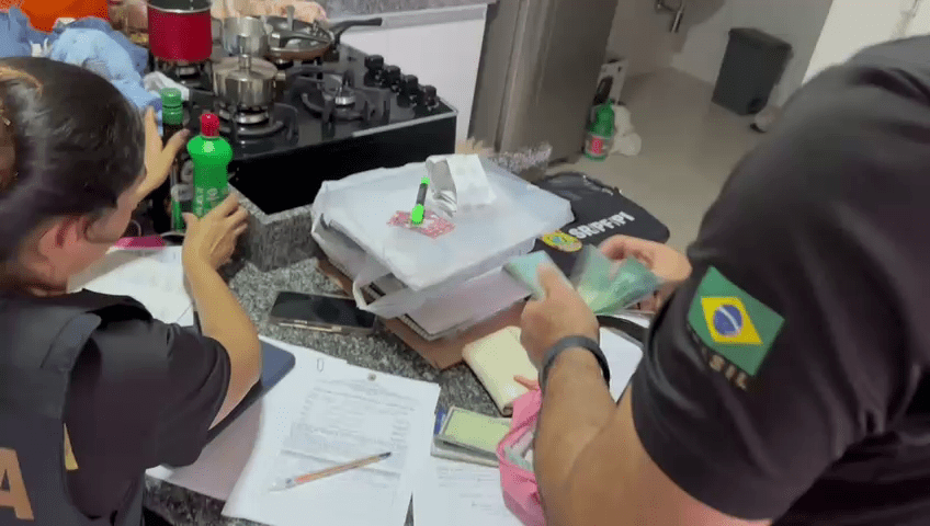 PF prende vereadora e marido por envolvimento com facção criminosa no Piauí