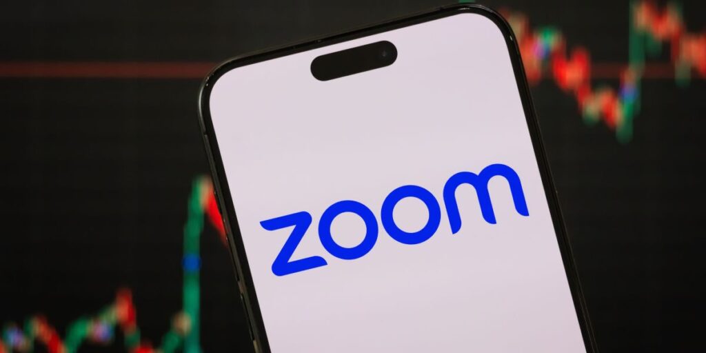 Zoom apresenta instabilidade e fica fora do ar nesta quarta (16)